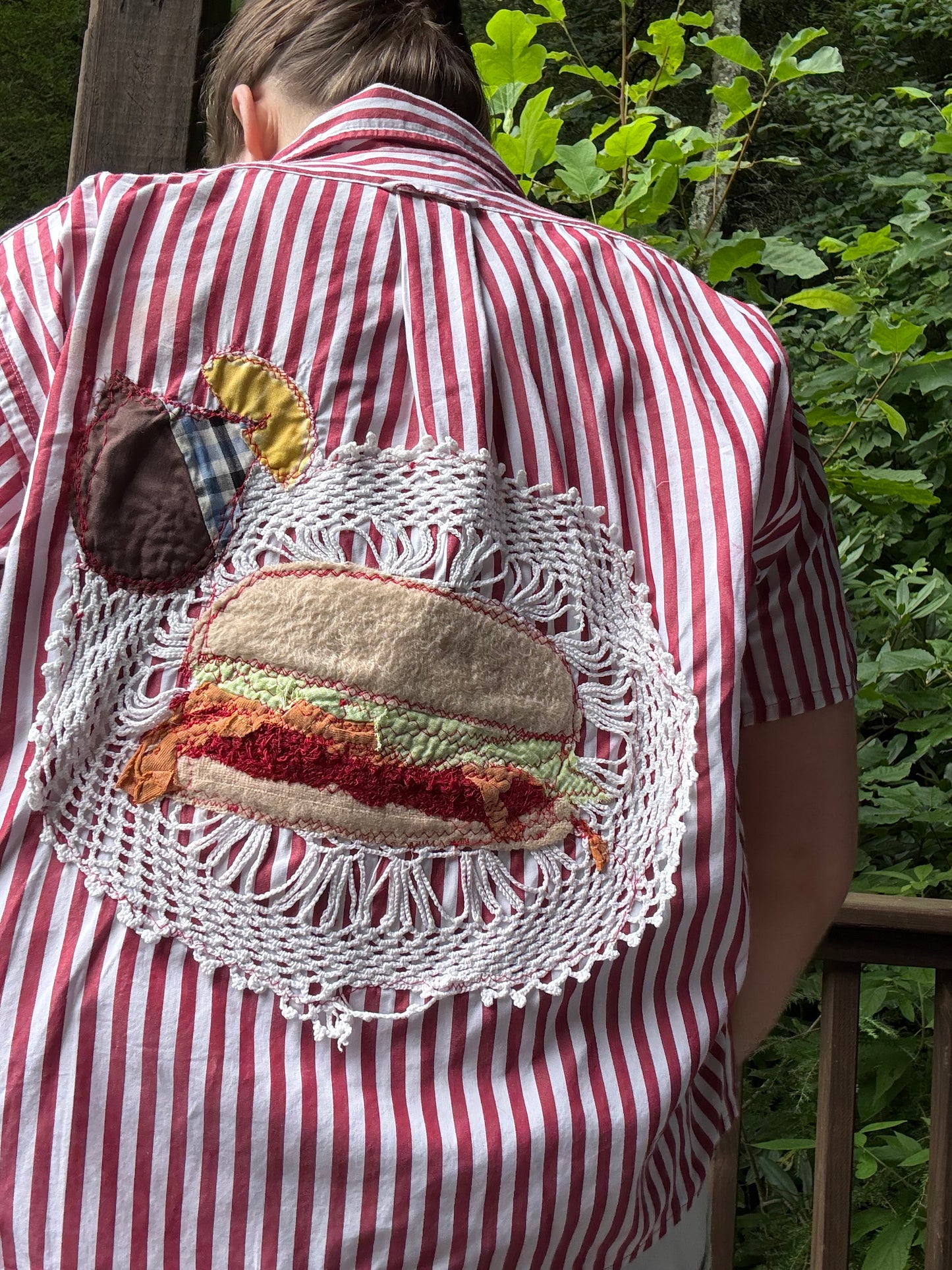 a lovely burger-joe and a sweet tea