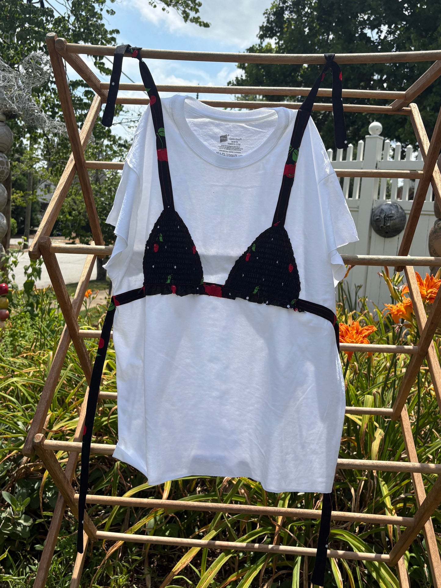 She's my cherry pie Tee-kini